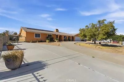 7868 Arrowhead Lake Road, Hesperia, CA 92345 - Photo 2