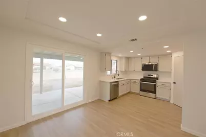 11724 Jamacha Road, Apple Valley, CA 92308 - Photo 6