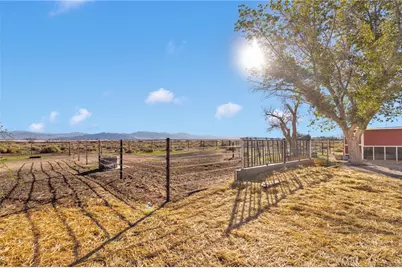37404 Harvard Road, Newberry Springs, CA 92365 - Photo 52