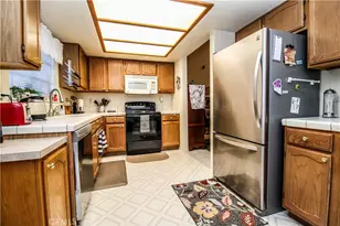 19065 Elm, Apple Valley, CA 92308 - Photo 10