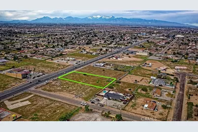 15058 Main, Hesperia, CA 92345 - Photo 10