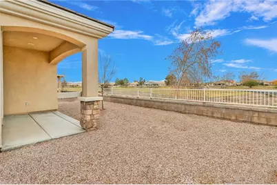 10438 Lakeshore, Apple Valley, CA 92308 - Photo 40