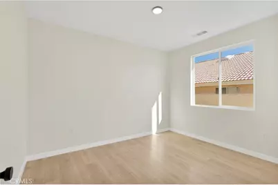13525 Sea Gull Dr, Victorville, CA 92395 - Photo 14