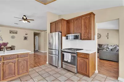 18507 Westlawn Street, Hesperia, CA 92345 - Photo 12