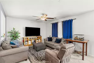 34293 Bloomington Dr, Murrieta, CA 92563 - Photo 12