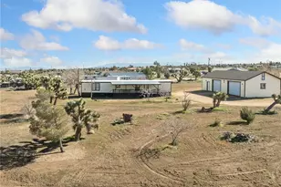 6728 Juniper Rd, Phelan, CA 92371 - Photo 1