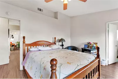 15837 Sandalwood, Victorville, CA 92395 - Photo 14