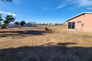 8850 3rd, Hesperia, CA 92345 - Photo 26