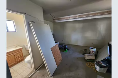 8850 3rd, Hesperia, CA 92345 - Photo 18