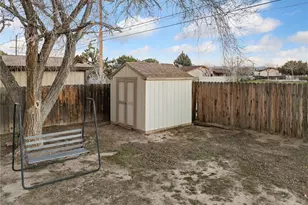16129 Smoke Tree St, Hesperia, CA 92345 - Photo 36