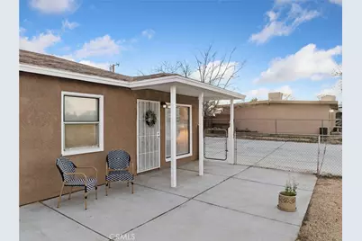 16129 Smoke Tree Street, Hesperia, CA 92345 - Photo 8