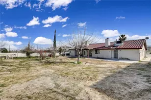 8458 Buckthorn, Hesperia, CA 92345 - Photo 48