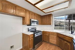 8458 Buckthorn, Hesperia, CA 92345 - Photo 28