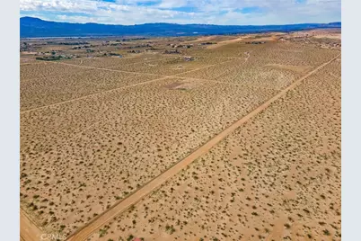 123 Kiloran St, Newberry Springs, CA 92365 - Photo 4