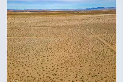 123 Kiloran St, Newberry Springs, CA 92365 - Photo 8