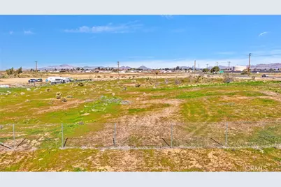 10420 Kiowa, Apple Valley, CA 92308 - Photo 6