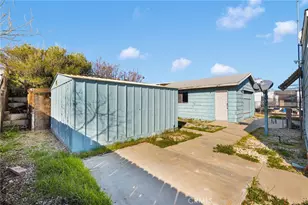 13932 Rodeo Dr, Victorville, CA 92395 - Photo 28