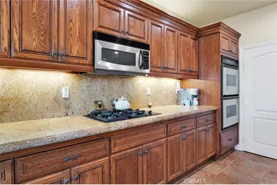 17790 Cresta Blanca, Victorville, CA 92395 - Photo 20