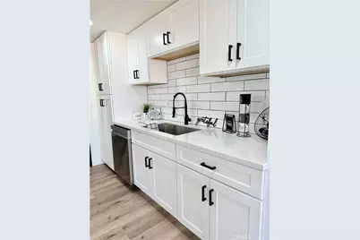 7605 Langdon Avenue, Hesperia, CA 92345 - Photo 18