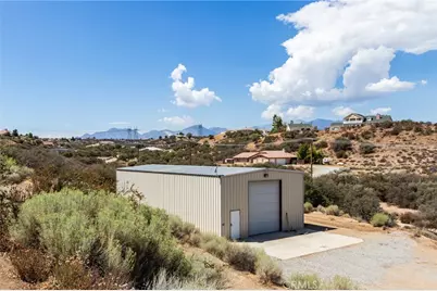 7170 Joshua, Oak Hills, CA 92344 - Photo 28