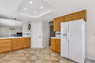 12790 Amberwood, Victorville, CA 92395 - Photo 8