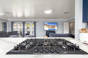 1304 Deauville Ct, San Bernardino, CA 92404 - Photo 6