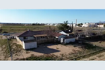 11911 Kiowa Road, Apple Valley, CA 92308 - Photo 12