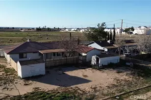 11911 Kiowa Rd, Apple Valley, CA 92308 - Photo 12