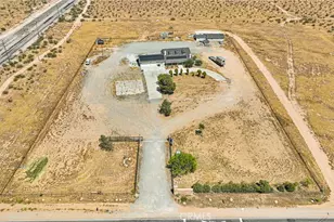 20045 Dale Evans, Apple Valley, CA 92307 - Photo 8