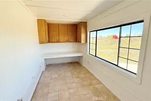 11389 Hesperia, Hesperia, CA 92345 - Photo 18