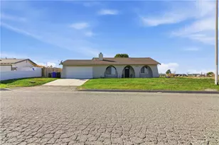 10424 Stage Coach Dr, Adelanto, CA 92301 - Photo 2