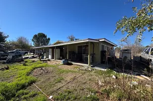 10175 Valle Vista, Phelan, CA 92371 - Photo 2