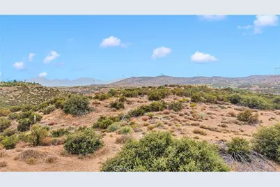 4550 Summit Valley Road, Hesperia, CA 92345 - Photo 14