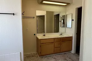 9888 Solano Rd, Victorville, CA 92392 - Photo 16