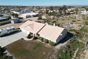 9888 Solano Rd, Victorville, CA 92392 - Photo 22
