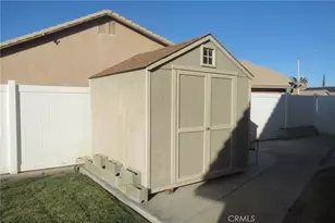 13531 Thistle St, Victorville, CA 92392 - Photo 28