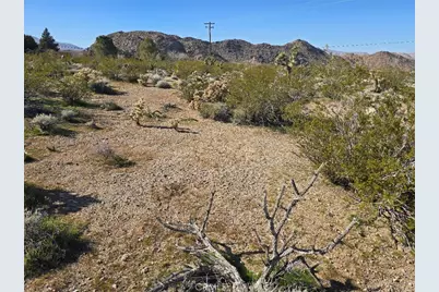 32573 Azurite, Lucerne Valley, CA 92356 - Photo 8