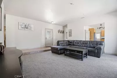 9323 Serra, Phelan, CA 92371 - Photo 6