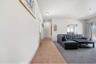 9323 Serra, Phelan, CA 92371 - Photo 10
