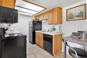 19242 Cottonwood Dr, Apple Valley, CA 92308 - Photo 14