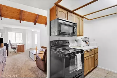 19242 Cottonwood Drive, Apple Valley, CA 92308 - Photo 20