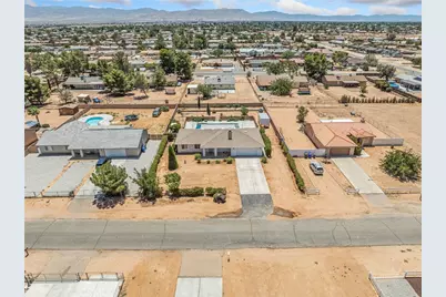 22163 Broken Lance Road, Apple Valley, CA 92307 - Photo 4