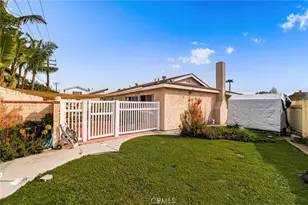 6261 Balmoral, Huntington Beach, CA 92647 - Photo 12