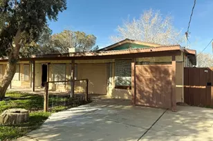 1821 W Columbia, Lancaster, CA 93534 - Photo 2