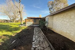 1821 W Columbia, Lancaster, CA 93534 - Photo 8