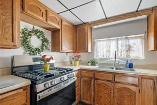 17757 Wheeler Rd, Helendale, CA 92342 - Photo 14