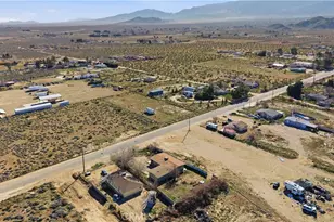 10380 Baker Rd, Lucerne Valley, CA 92356 - Photo 38