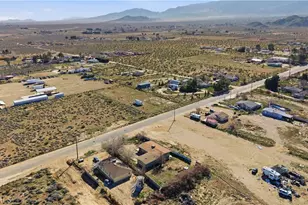 10380 Baker Rd, Lucerne Valley, CA 92356 - Photo 34