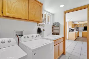10276 Aster Rd, Oak Hills, CA 92344 - Photo 42
