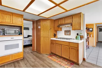 10276 Aster Road, Oak Hills, CA 92344 - Photo 18